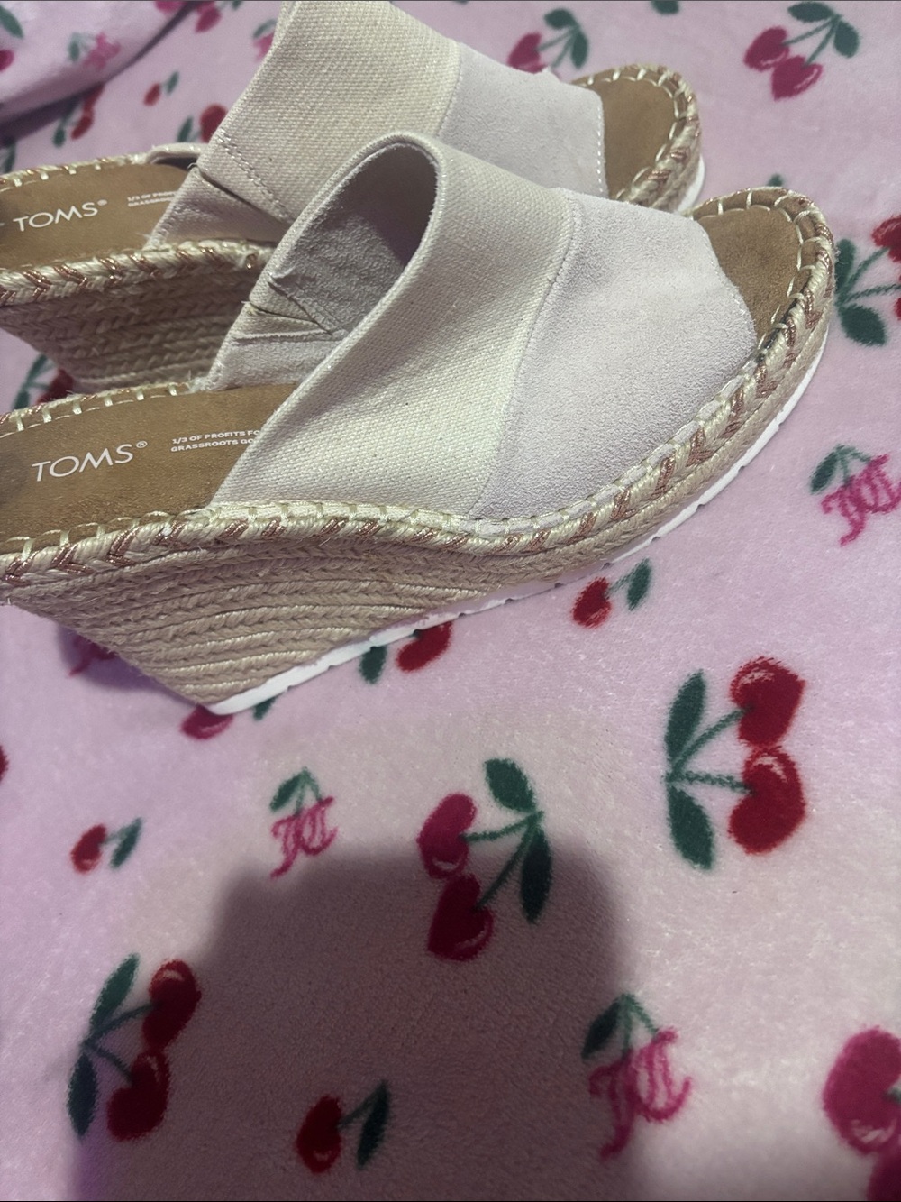 TOMS Cream Canvas Espadrille Wedge Slides